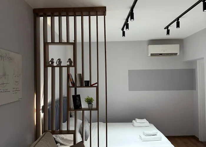 4Seasonsgea , Studio Apartment In Heart Of Tirana