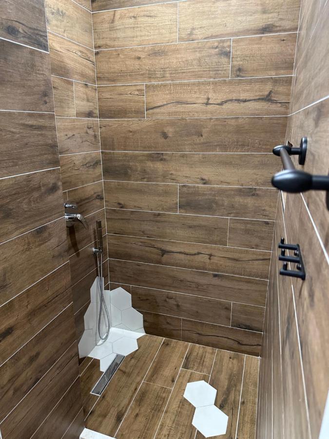 Apartment 4seasonsgea , In Heart Of Tirana